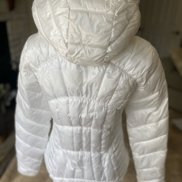 Karl Lagerfeld White Coat - Picture 10 of 10